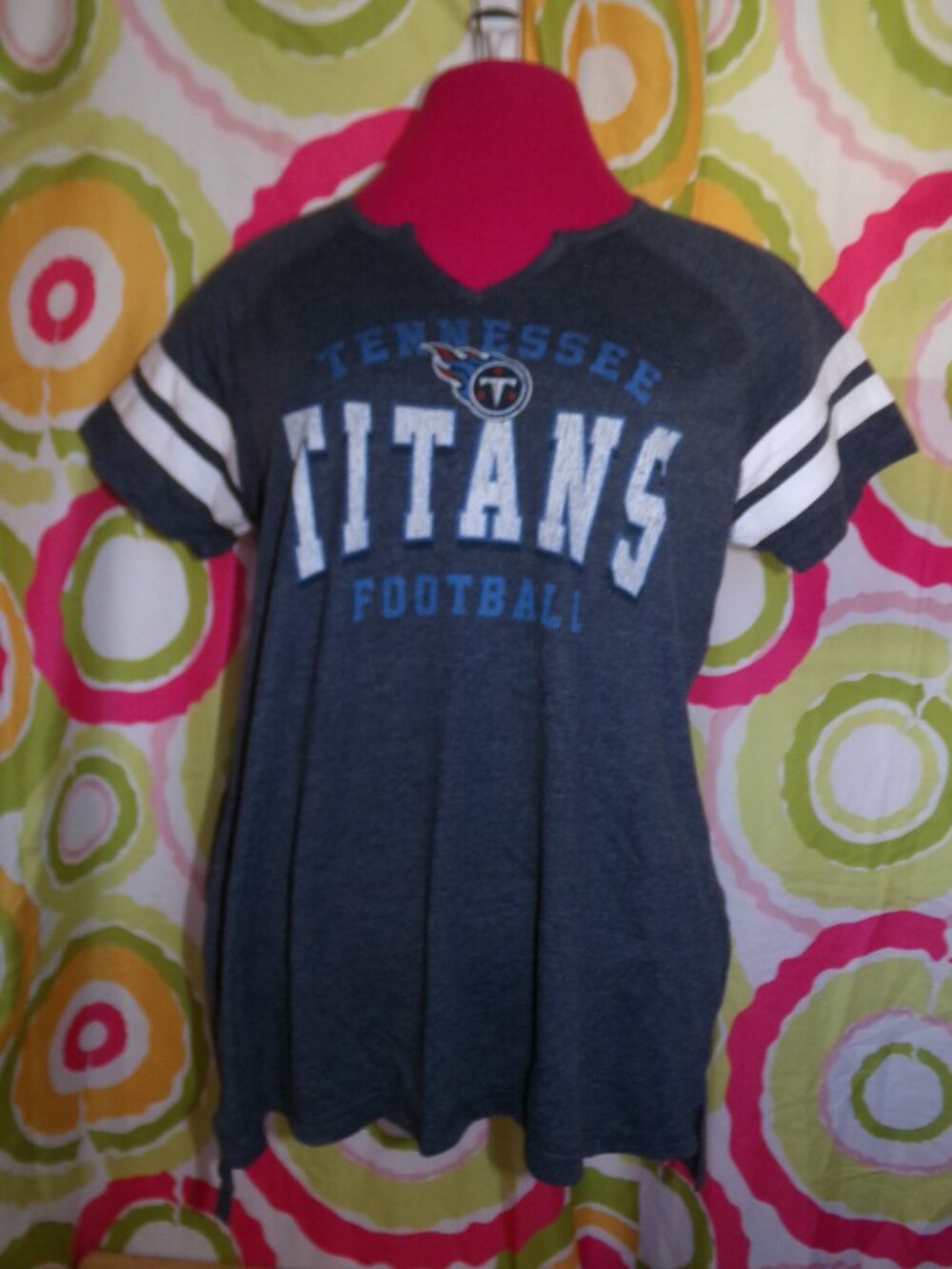 Majestic NFL TN Titans V-Neck Baseball Tee Sz L